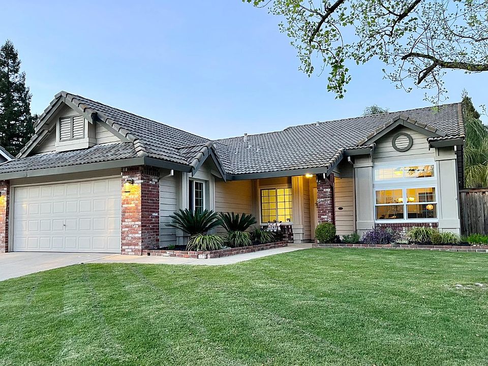 1st image of 1526 Misty Wood Dr