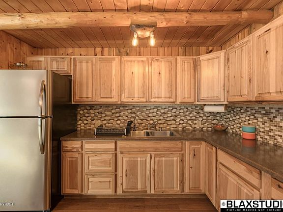 3rd image of 5751 Armitage Ave