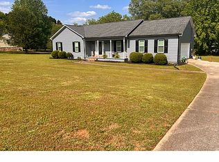 110 Moseley Crossing Dr, Stockbridge, GA 30281