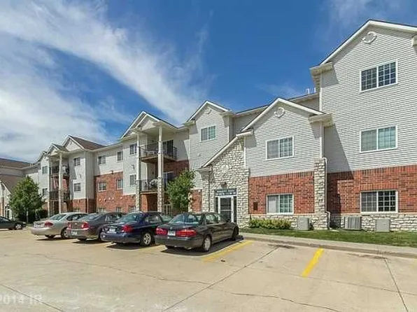 6255 Beechtree Dr Unit 5102, West Des Moines, IA 50266