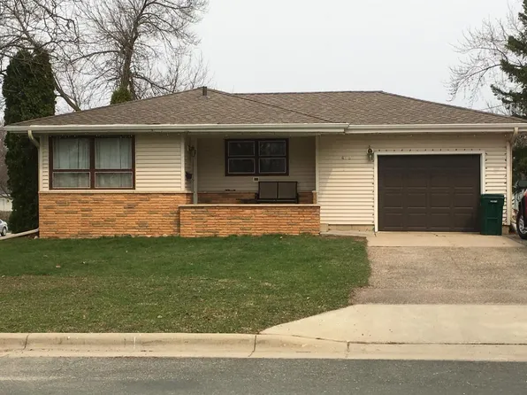 413 3rd St NE, Stewartville, MN 55976