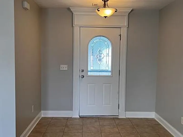 73 Pulaski St — Photo 29