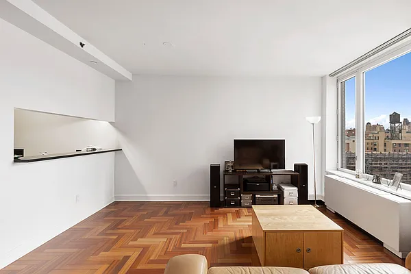 Rented by Nest Seekers International | media 25