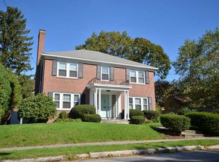 9 Nottingham Way, Pawtucket, RI 02860