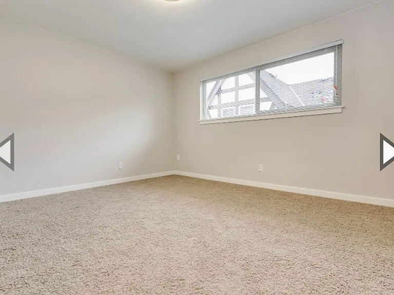 14th Ave Apartments — Photo 14