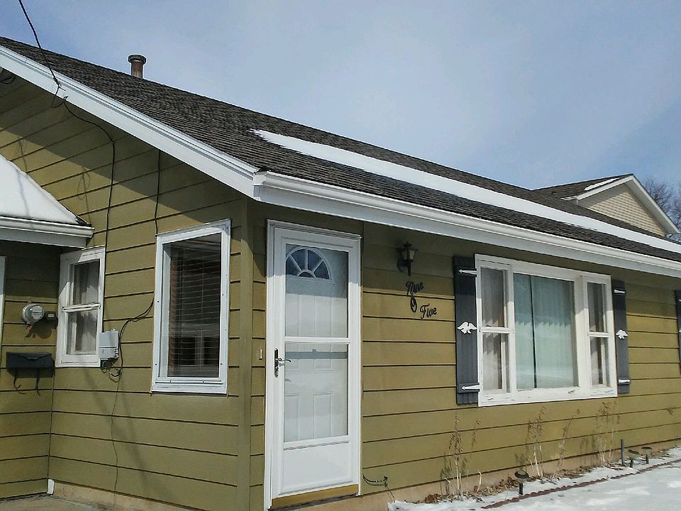 1st image of 905 Frost St