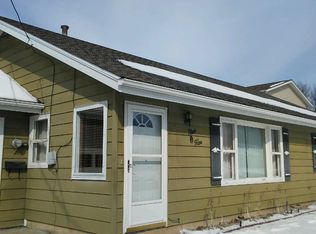 905 Frost St, Grundy Center, IA 50638