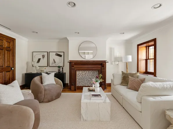 577 Jefferson Avenue image 9 of 15