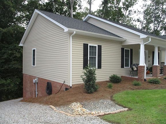 5th image of 505 Berkshire Dr