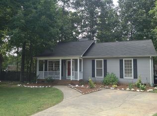 19 Wooddale Ct, Simpsonville, SC 29681