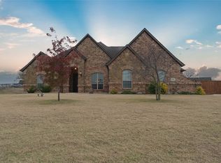 165 Mill Crossing Ln, Springtown, TX 76082