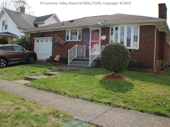 1315 Grosscup Ave, Dunbar, WV 25064