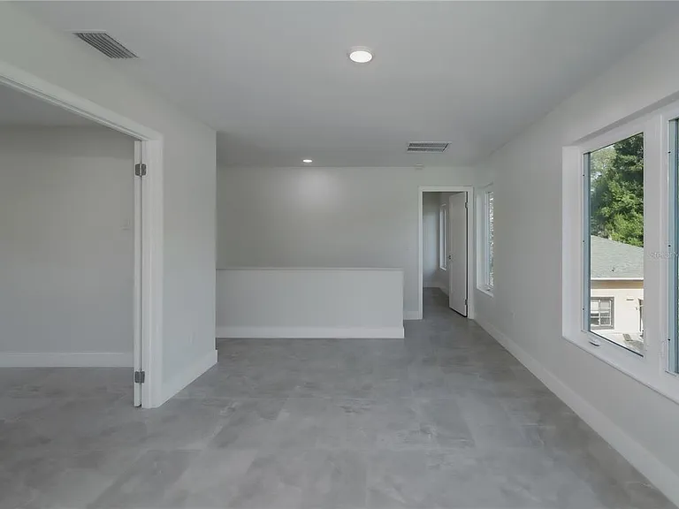 310 Hibiscus St #B — Photo 30