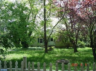 618 Howell School Rd, Bear, DE 19701