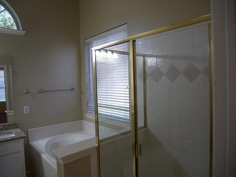 7135 Saint Augustine Dr — Photo 26