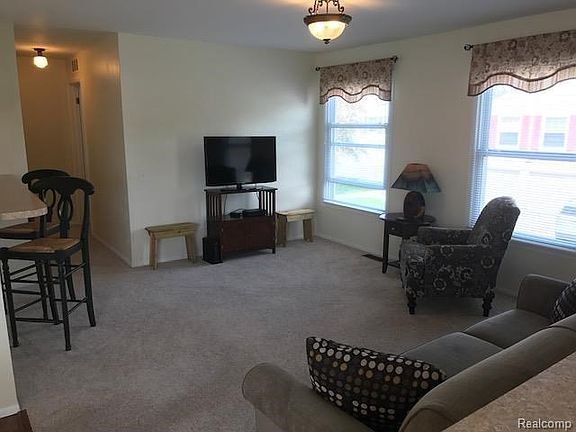5th image of 2861 Glenwood Ct #A