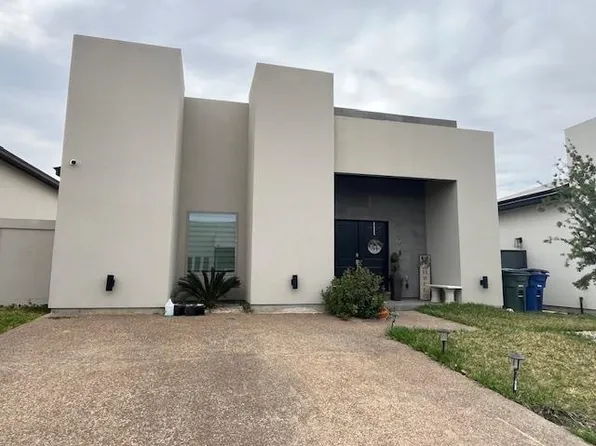 3806 Gia St, Laredo, TX 78046