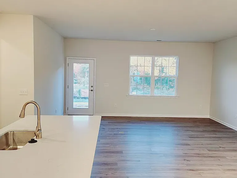 102 White Apple Way — Photo 12