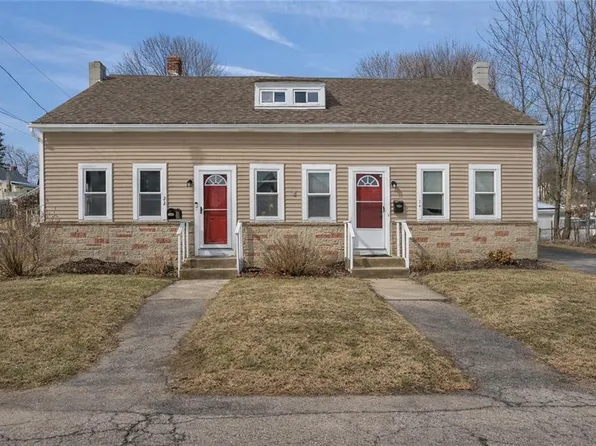 22-24 Harris St, Coventry, RI 02816