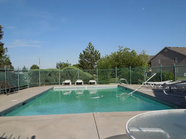 532 Caribou Dr, Mountain Home, ID 83647