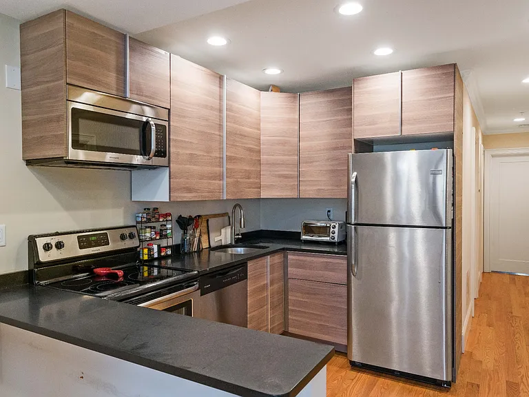 1 Oswald St #1 — Photo 19