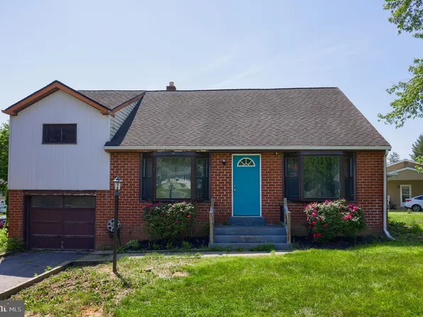 2621 Pike Ln, Lancaster, PA 17603