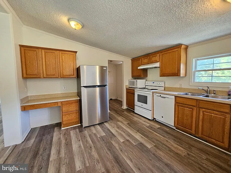 8099 James Monroe Hwy — Photo 8