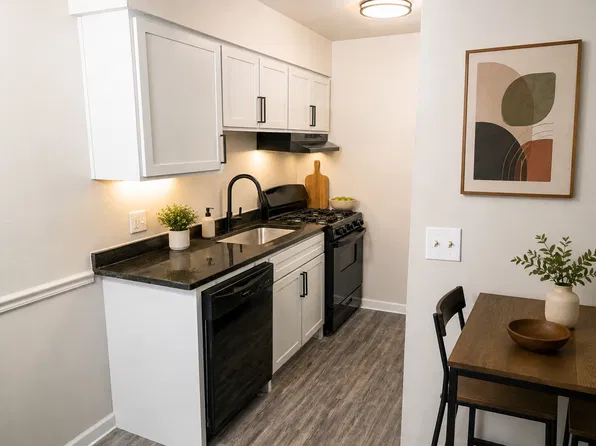 Fairway Apartments