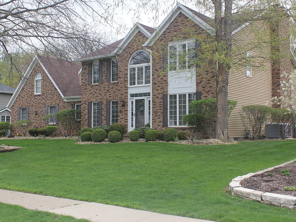 2518 E 40th street