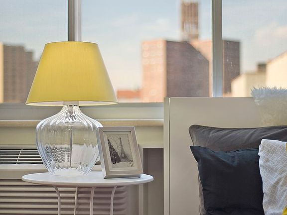5th image of 1635 Lexington Ave APT 2C
