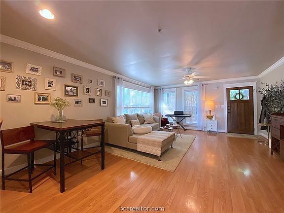 3rd image of 1725 Harvey Mitchell Unit 2314