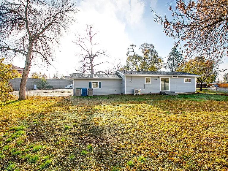 8000 W Dorian St — Photo 30