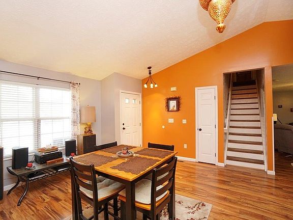 4th image of 645 Oak Forge Pl