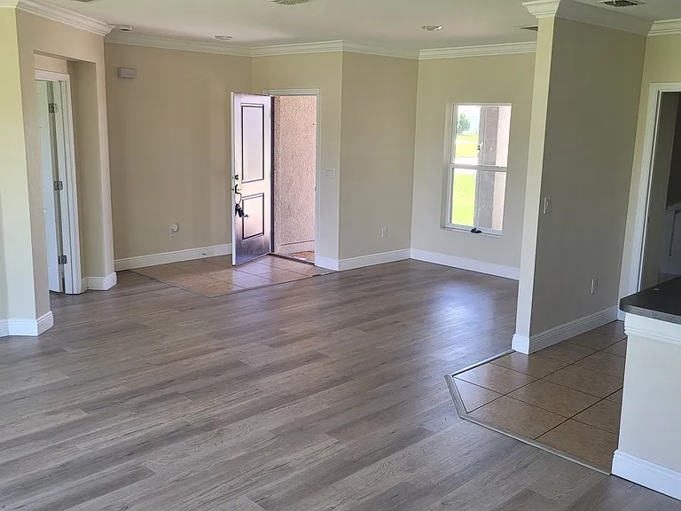 359 Ashlar Ct — Photo 5