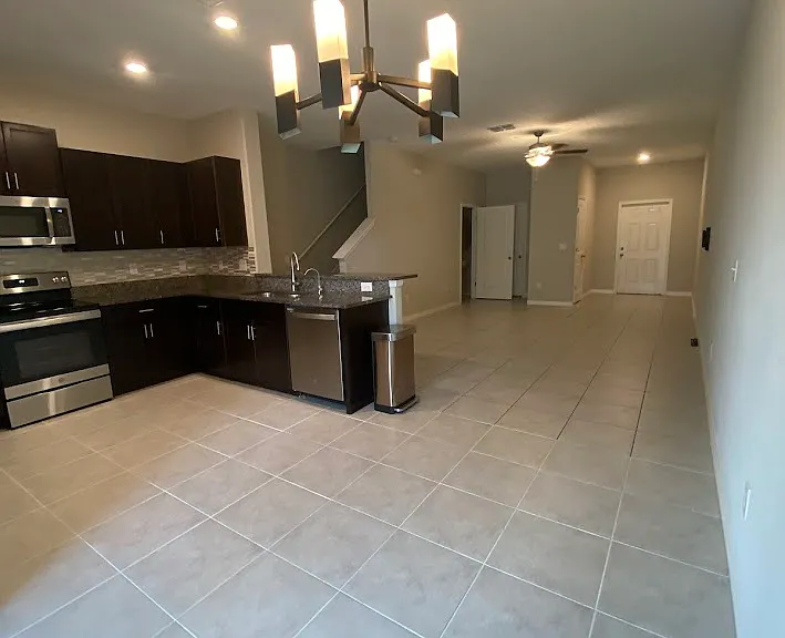 9723 Mulberry Marsh Ln — Photo 4