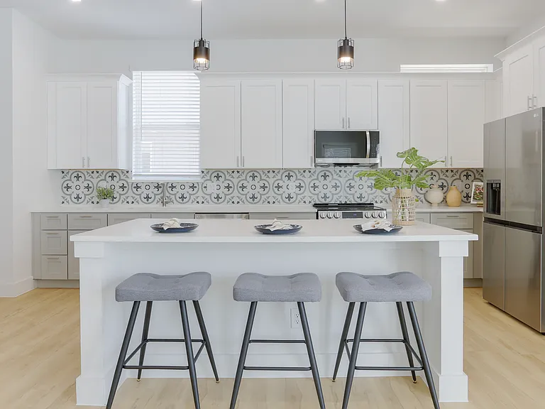 2805 Weisenberger St #503 — Photo 5