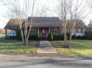 5985 Princeton Rd, Hopkinsville, KY 42240