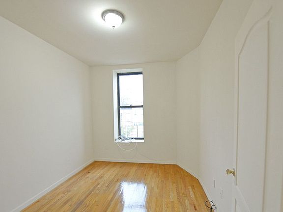 4th image of 203 E 116th St APT 3