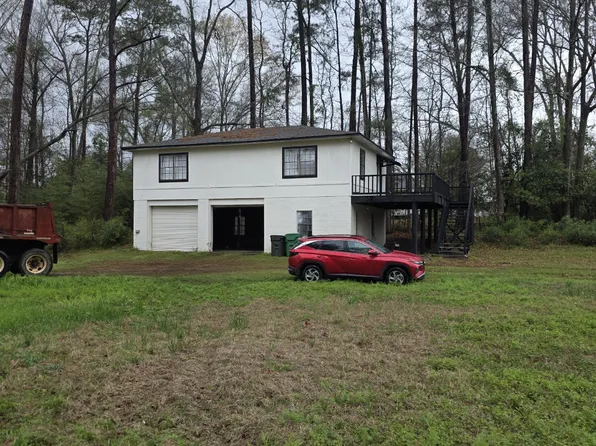 1603 3rd St, Leakesville, MS 39451