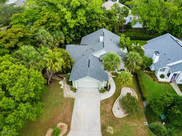 15796 Symphony Ct, Fort Myers, FL 33908