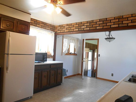 5th image of 4724 Parkway