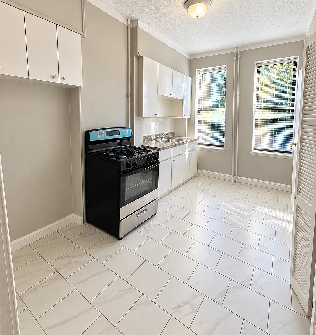 Studio, $1,450 — Photo 1