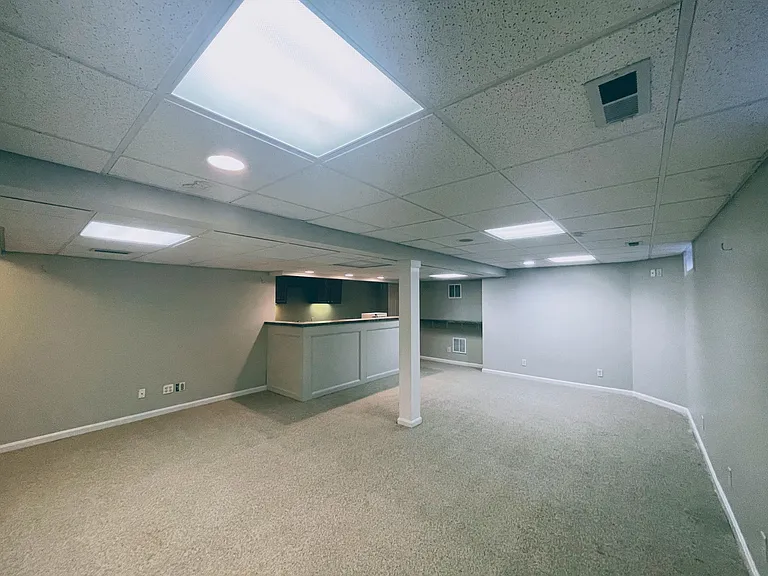 73 Odonnell Ave — Photo 33