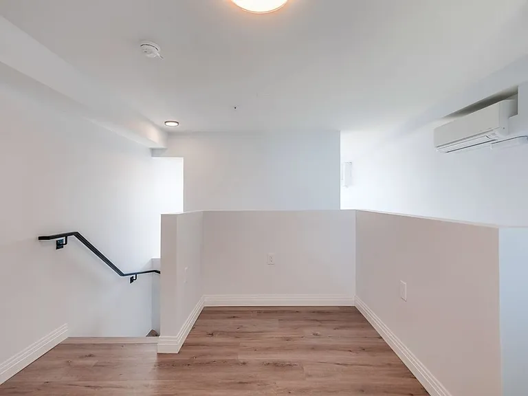 Lux Lofts LA — Photo 53