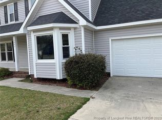 6883 Baystone Rd, Fayetteville, NC 28314