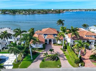 1942 Kingfish Rd, Naples, FL 34102