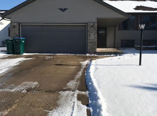 2342 N Skylark Dr, Appleton, WI 54914