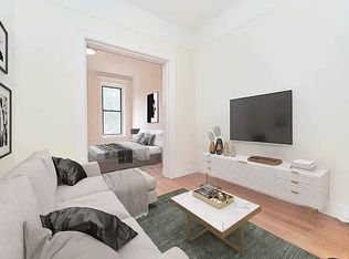 595 10th Ave APT 4N, New York, NY 10036
