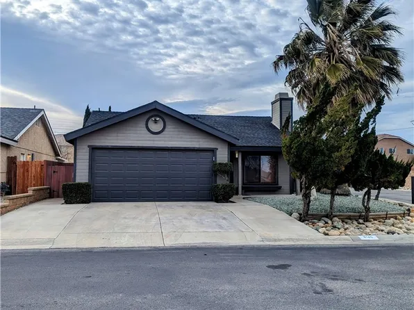9140 Aspenwood Ln, Hesperia, CA 92344