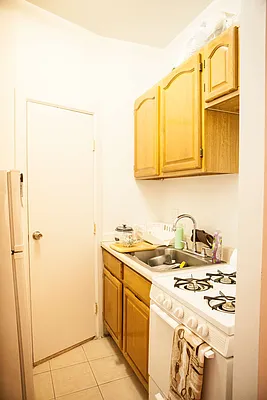 Rented by Roselyn  Fortuna LLC | media 7